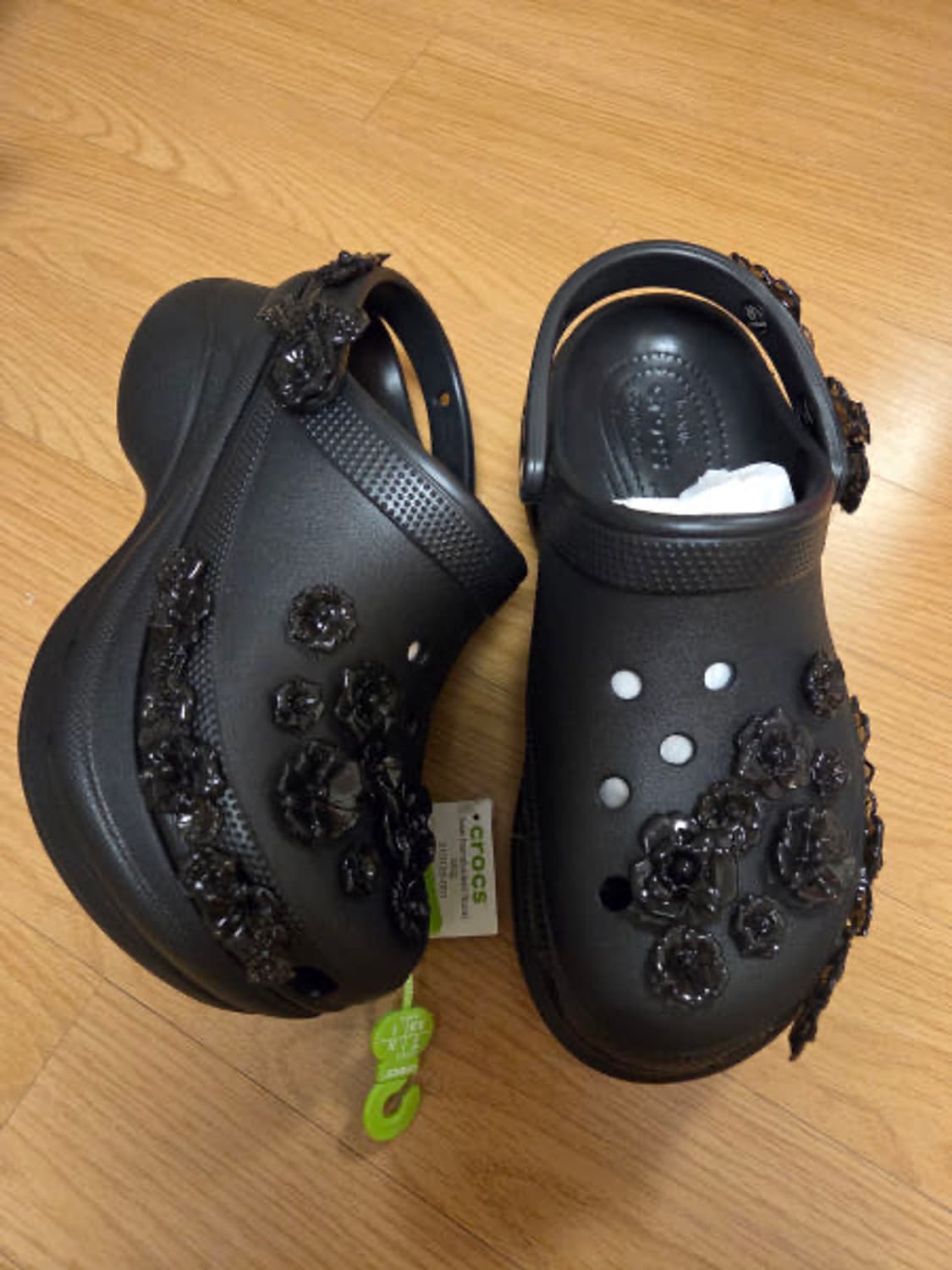 크록스 베 트랜스루센트 플로럴 클로그 블랙 213120-001 상품이미지5