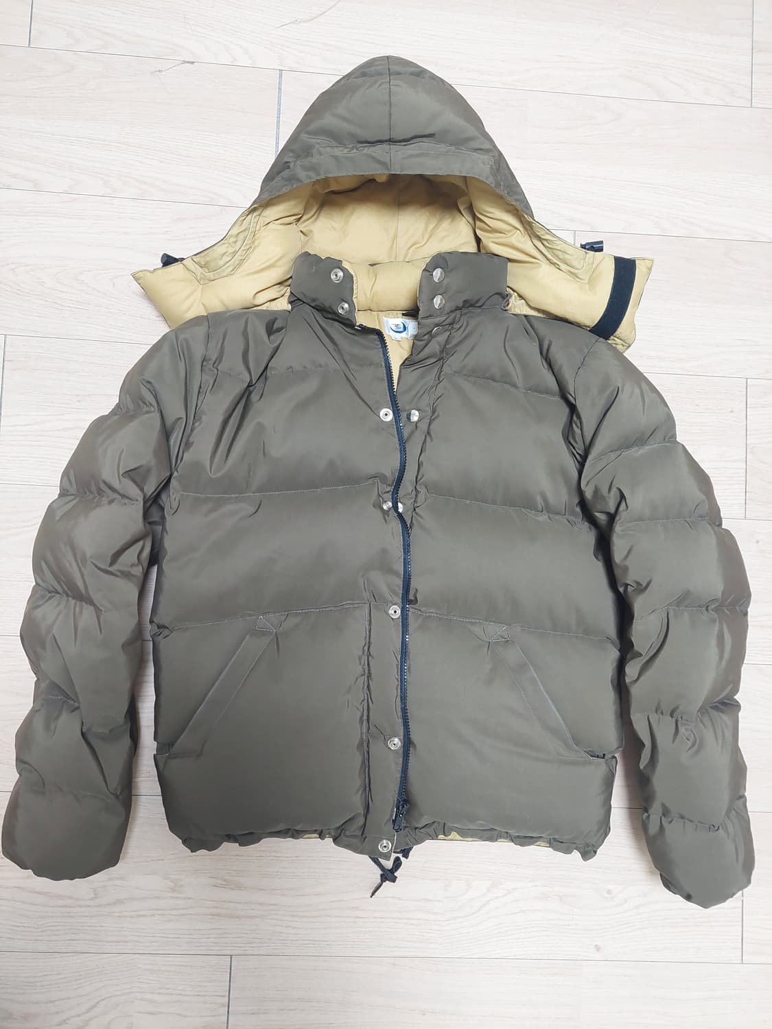 크레센트 다운웍스 다운스웨터L 상품이미지1