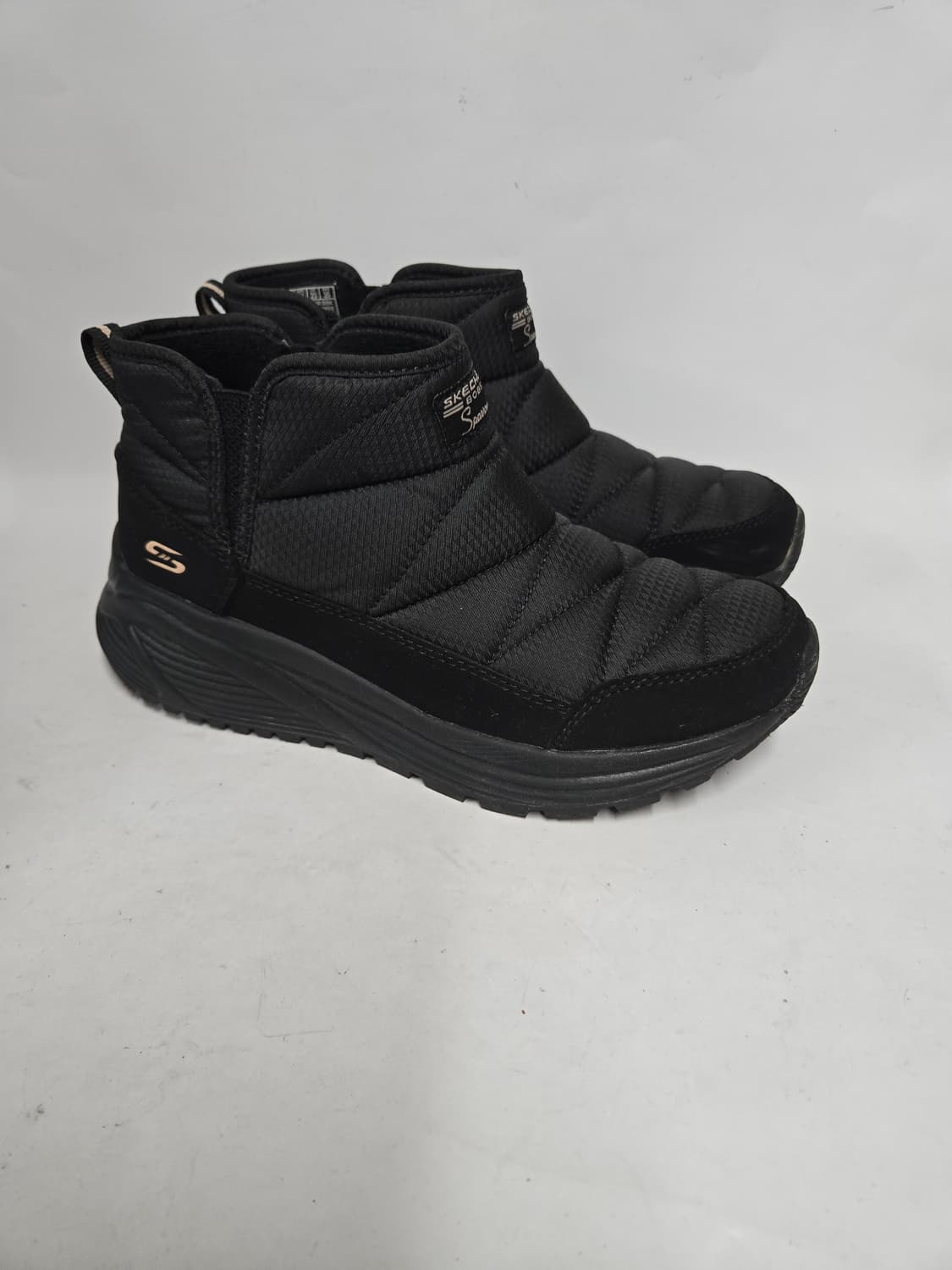 스케쳐스 BOBS 스쿼드 2.0 퀼팅 부츠 230mm 상품이미지1