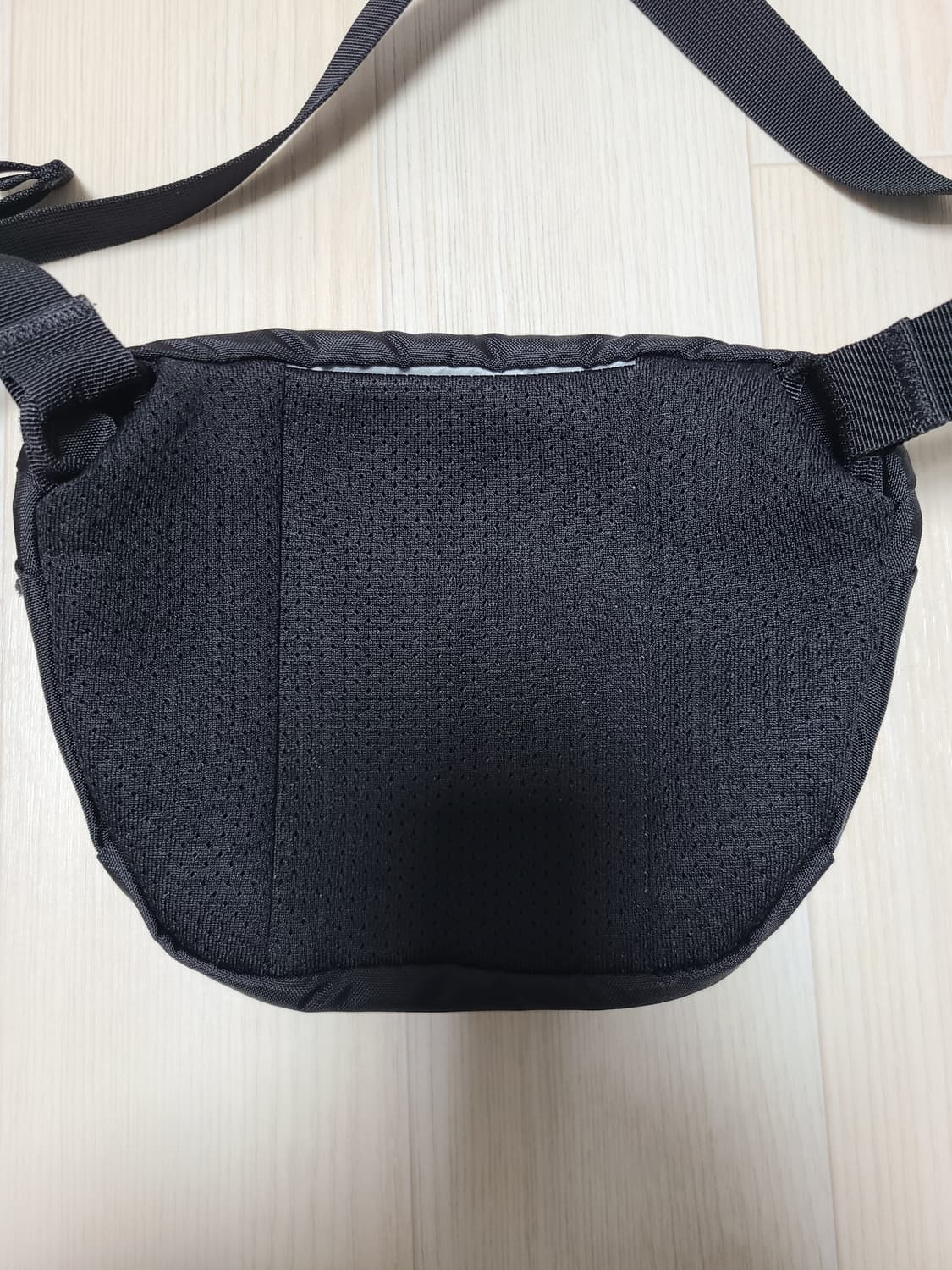 아크테릭스 맨티스1 블랙 구 디자인  상품이미지3