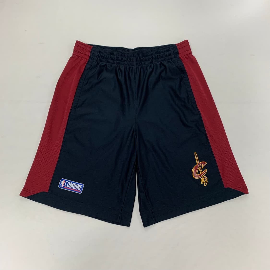 언더아머 NBA 클리블랜드 캐벌리어스 반바지 상품이미지1