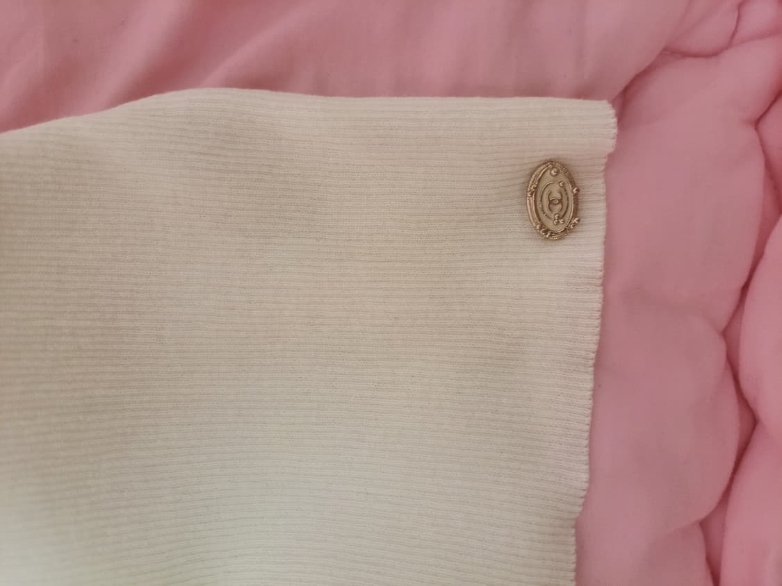 정품)급처상태좋음!샤넬 리본 골지 니트 티 블라우스 40사이즈 상품이미지2