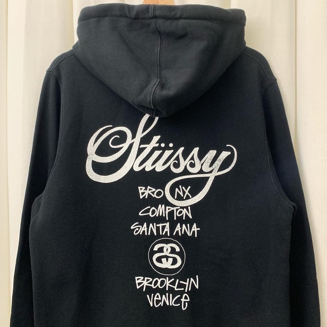 스투시 블랙 백빅프린팅 후드티 상품이미지5