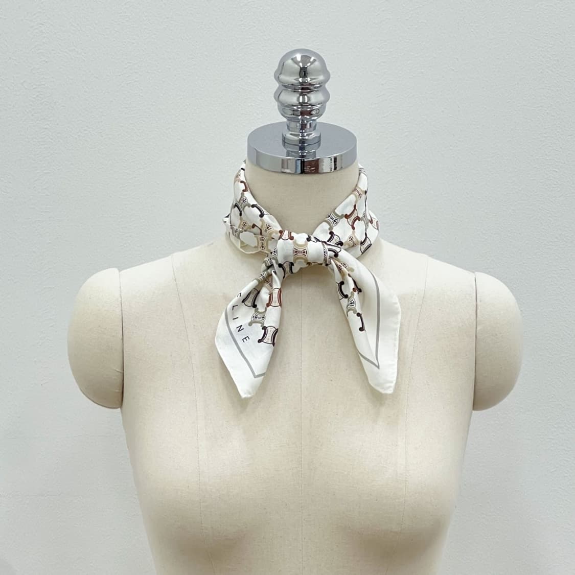 (새상품) celine / 셀린느 쁘띠스카프 손수건 상품이미지7