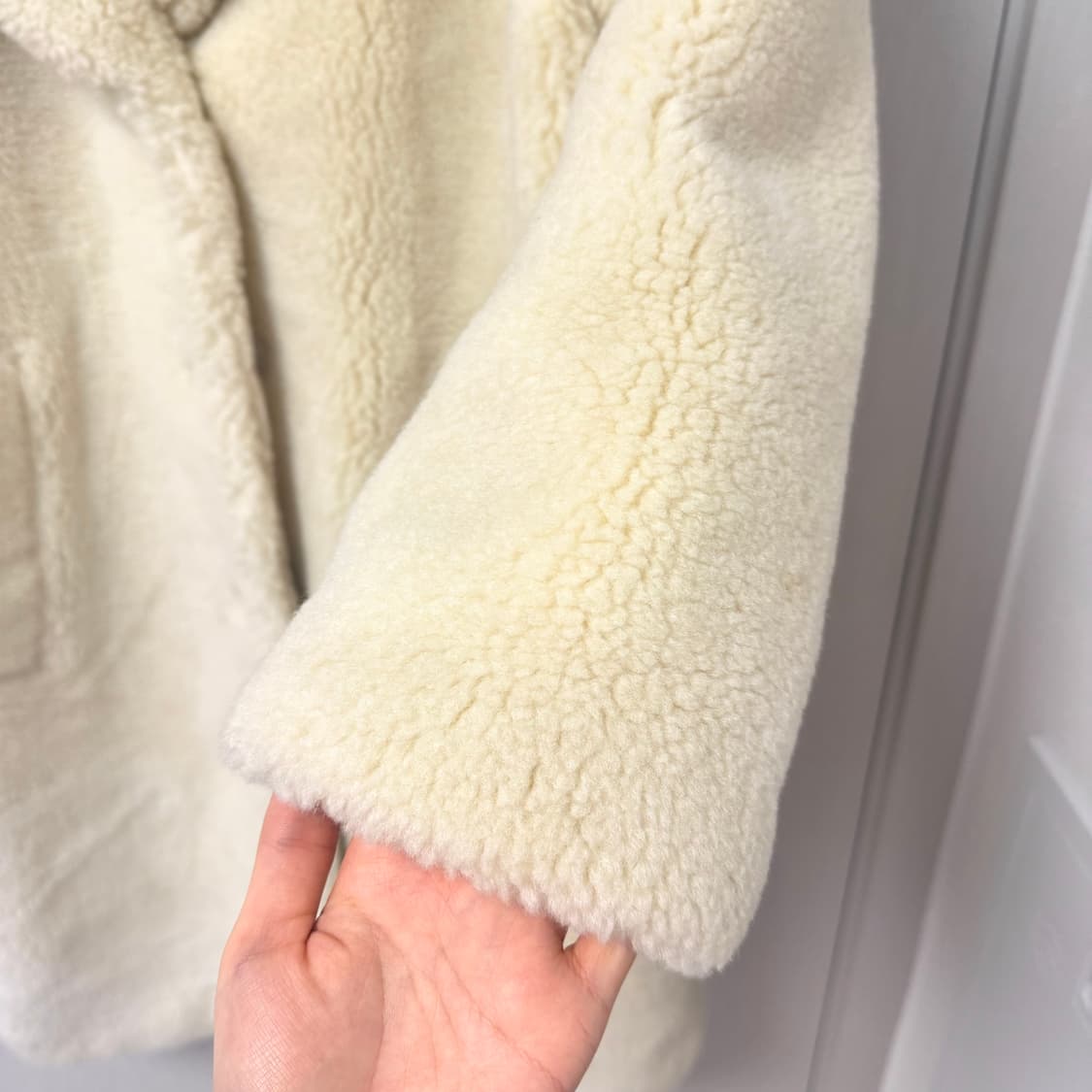 [새상품] 앤아더스토리즈 양털 코트 38 상품이미지2