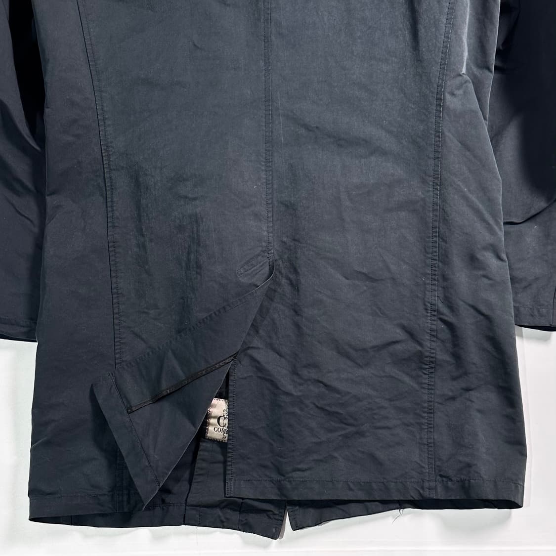 CP컴퍼니 폴리/나일론 렌즈 하프코트  상품이미지6