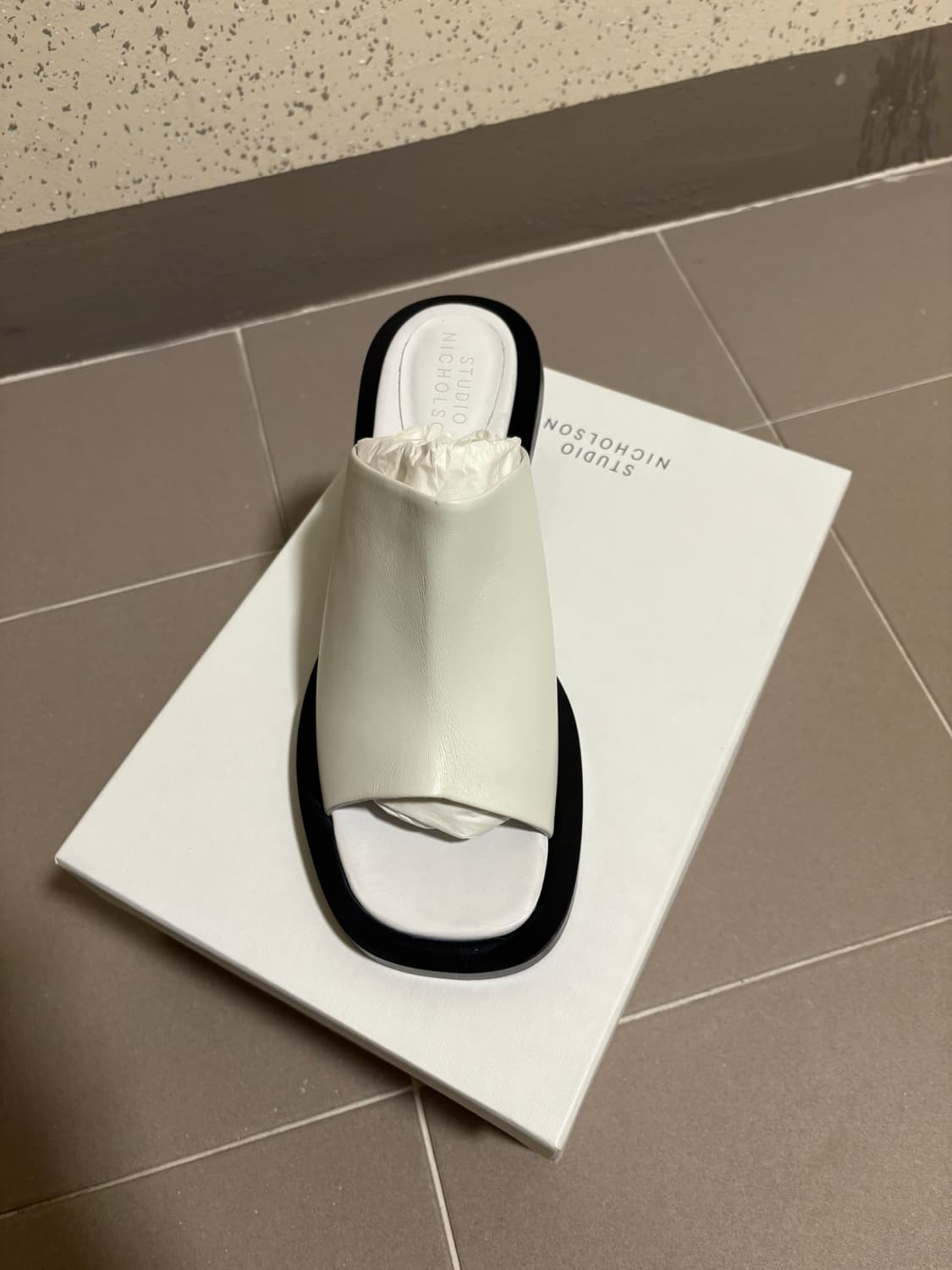 스튜디오니콜슨 로우힐 레더샌들  상품이미지4