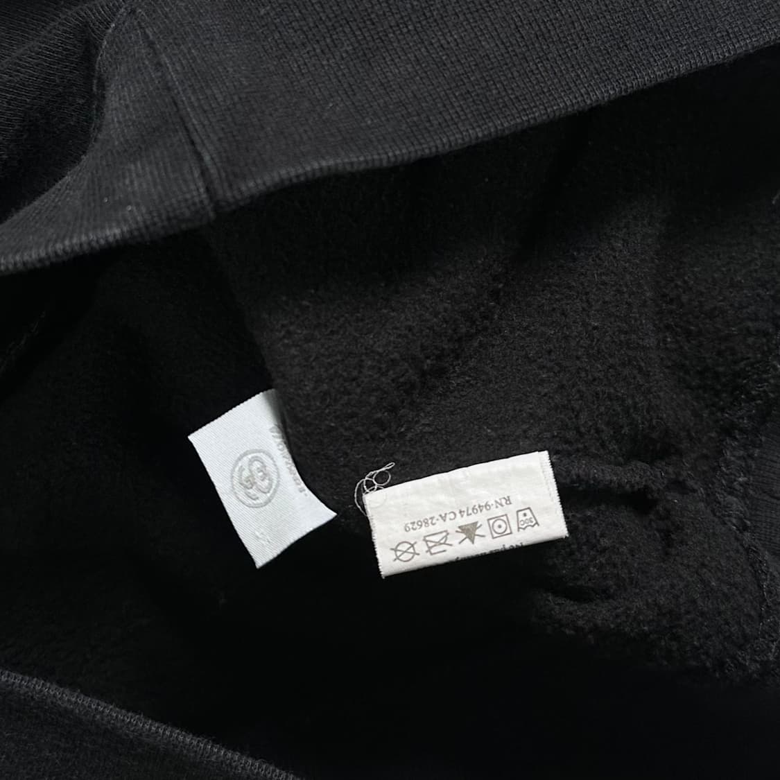 스투시 월드투어 블랙 맨투맨 상품이미지6