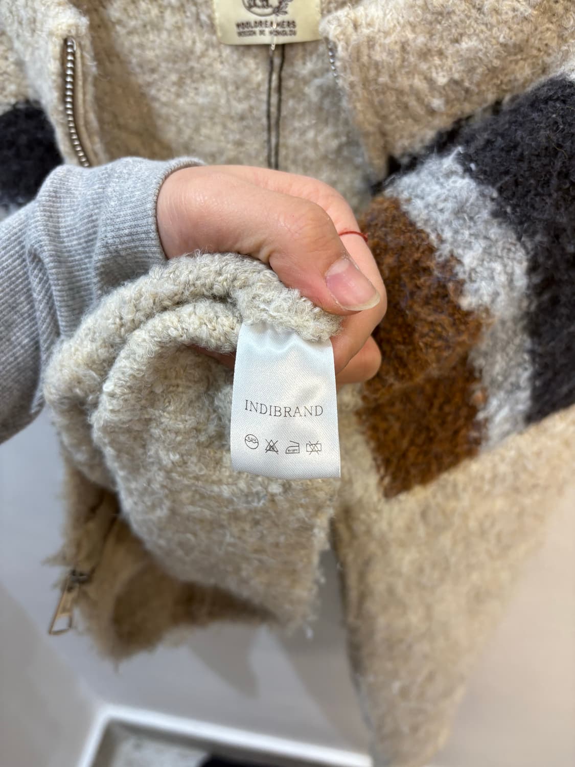 Wooldreamers line boucle cardigan 상품이미지9