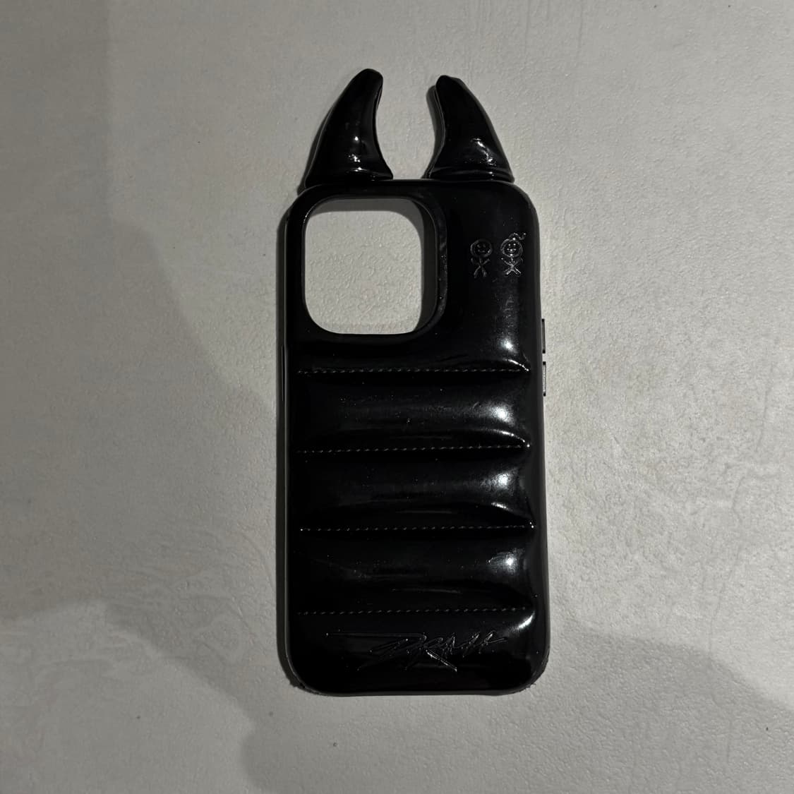 어반소피스티케이션 한정판 데빌 케이스 상품이미지2