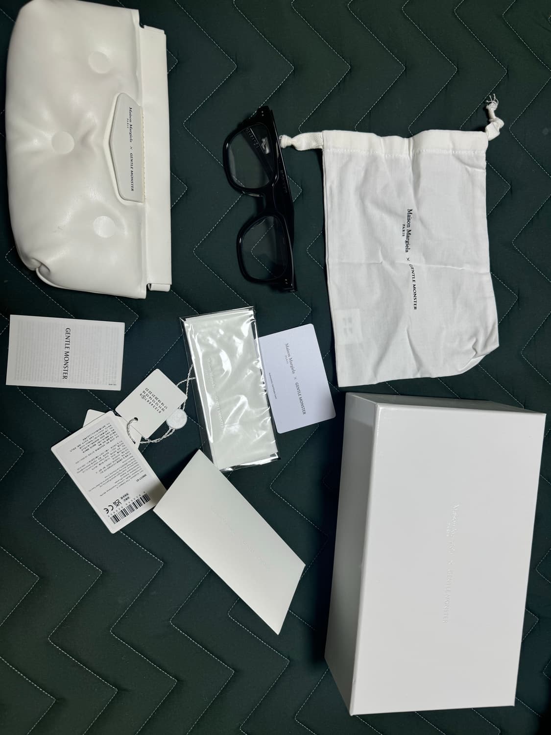 젠틀몬스터 마르지엘라 mm117 블랙 상품이미지2