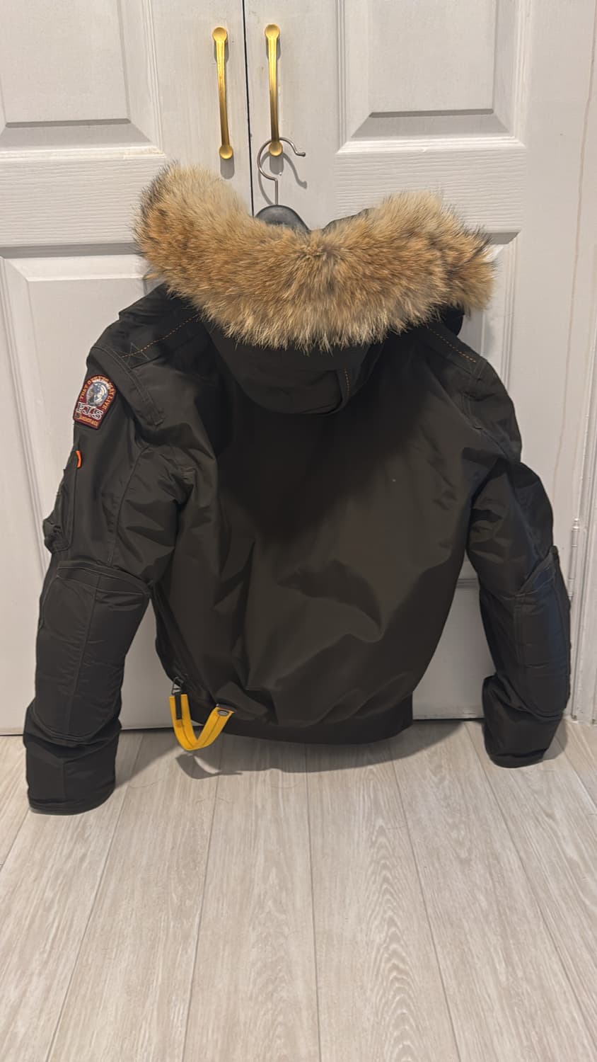 파라점퍼스 고비 m사이즈 패딩 카키색 상품이미지1