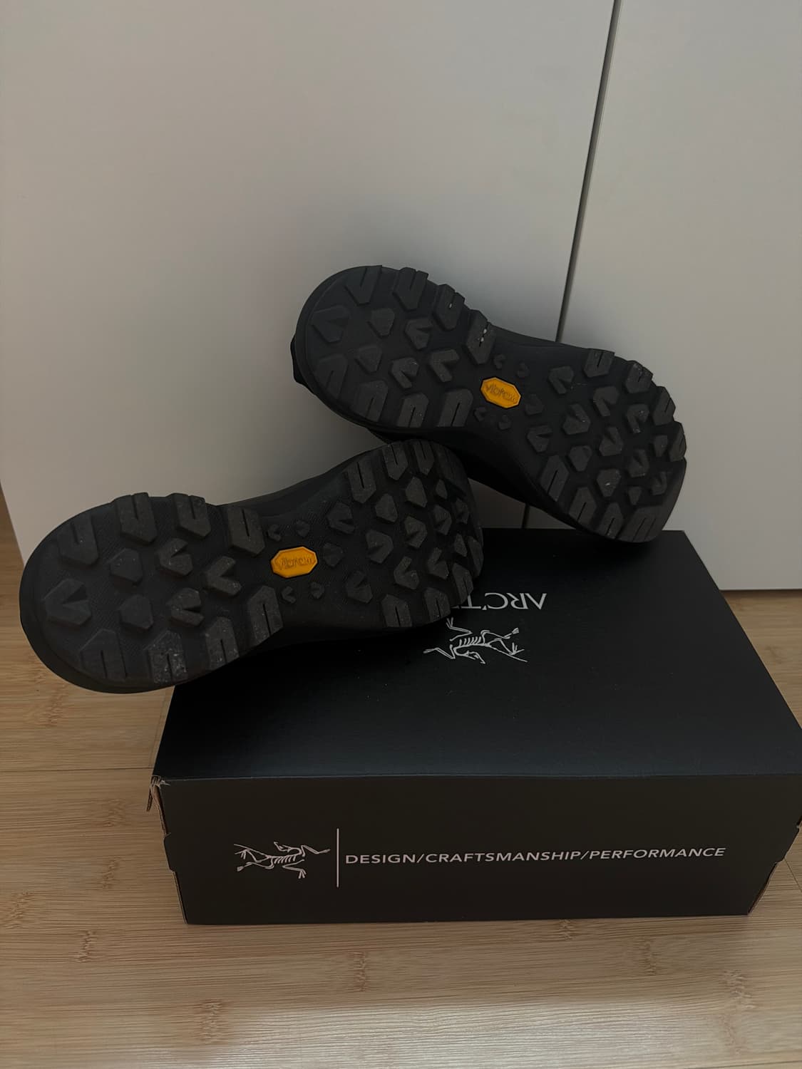 아크테릭스 버택스 알파인 블랙 상품이미지2