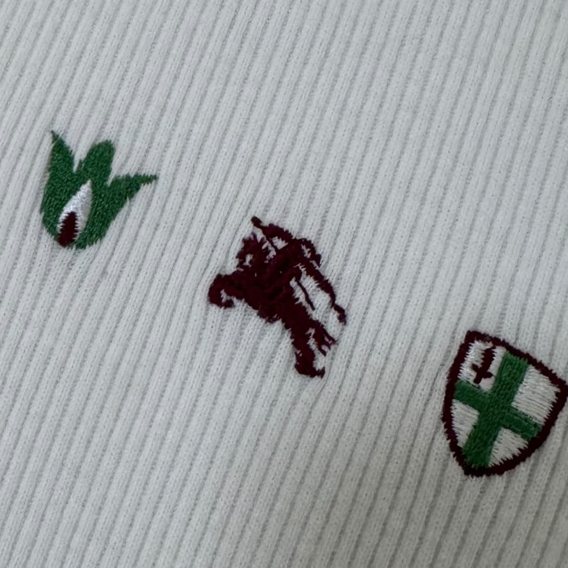 여성 버버리 블랙라벨 화이트 카라티 상품이미지4