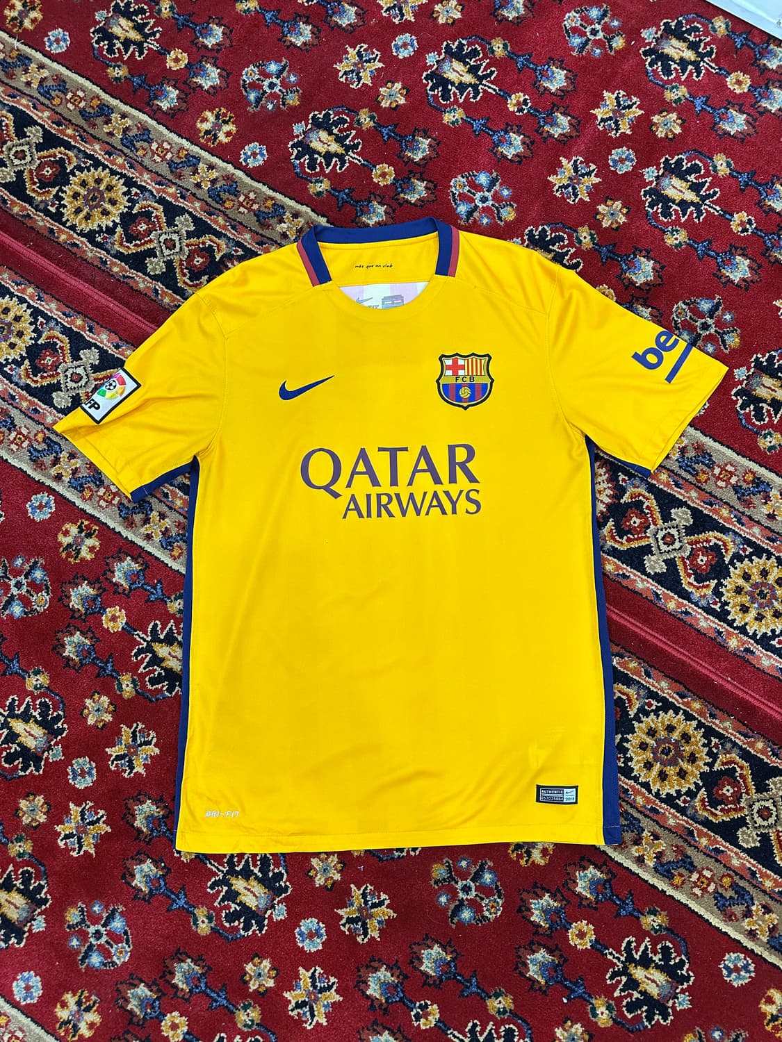 나이키 바르셀로나 15-16시즌 어웨이 유니폼 M 상품이미지1