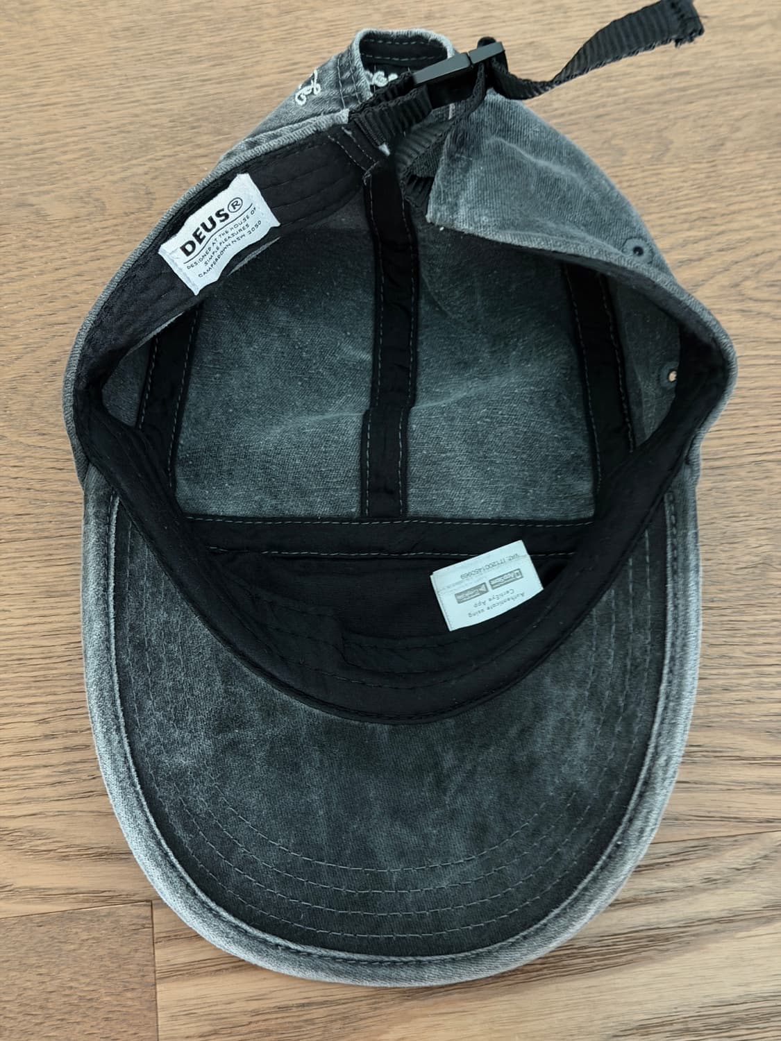 데우스 엑스 마키나 판넬캡 상품이미지3