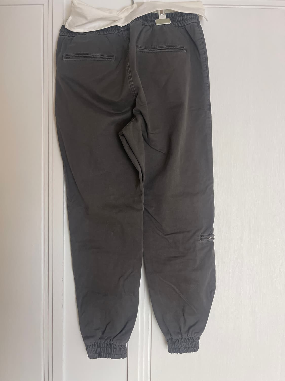 준지 지퍼 디테일 조거 팬츠 048 상품이미지2