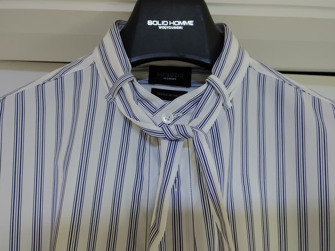 송지오옴므 타이 셔츠 팝니다 상품이미지2