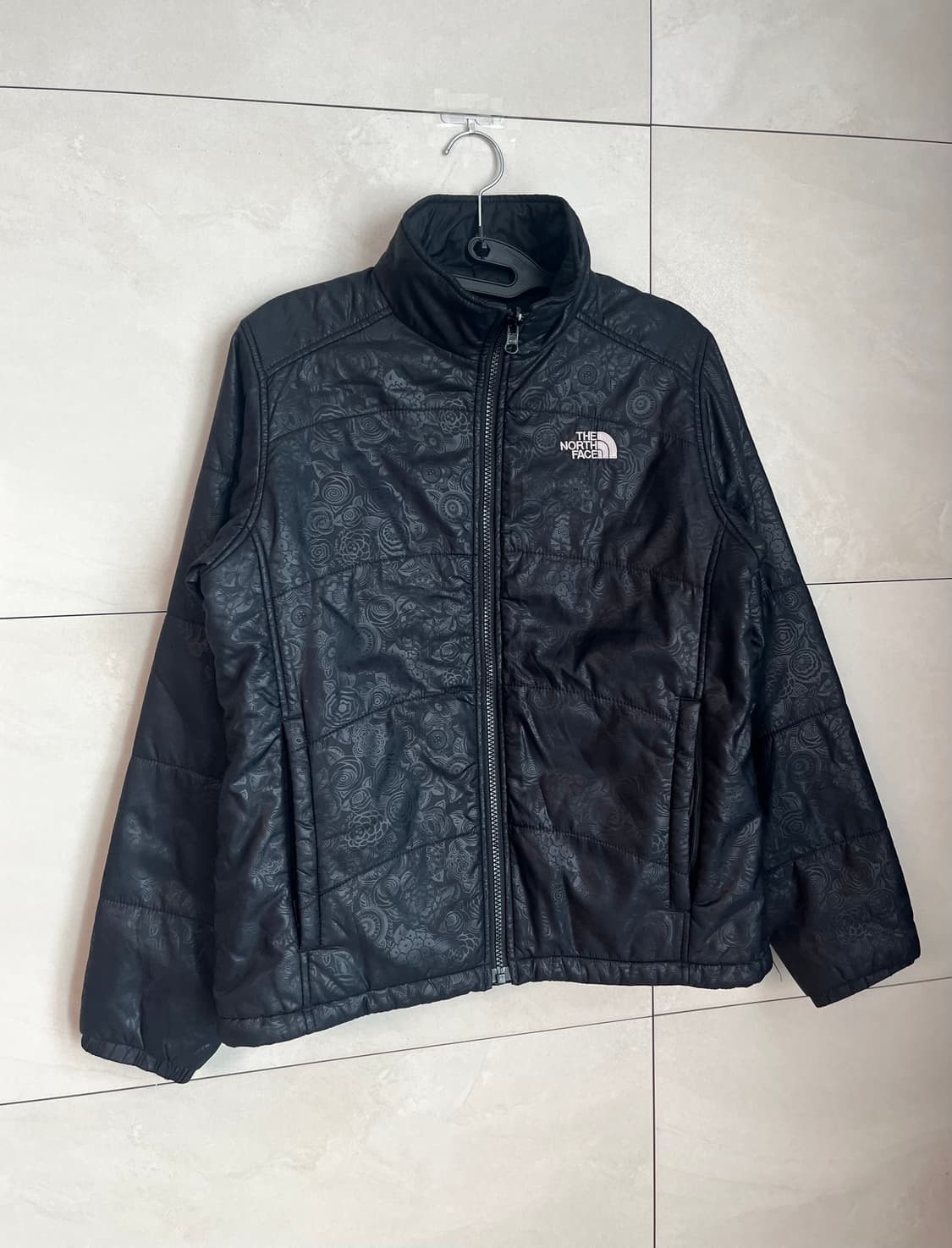 노스페이스 경량 패딩 자켓 블랙 (90)  상품이미지2