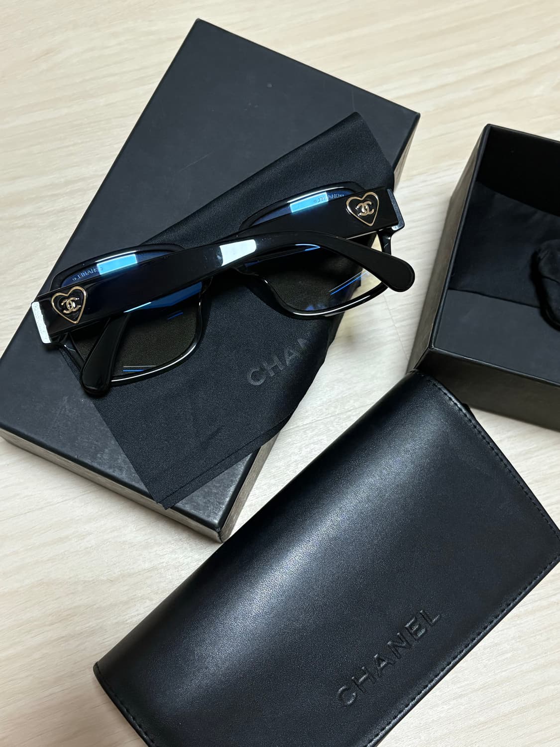 샤넬 하트 스퀘어 블루라이트 안경 선글라스 상품이미지3