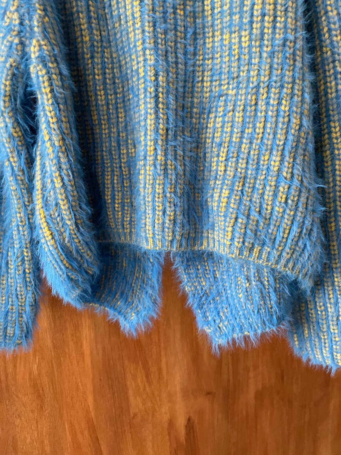 Yellow blue ribbed fuzzy knit 상품이미지5