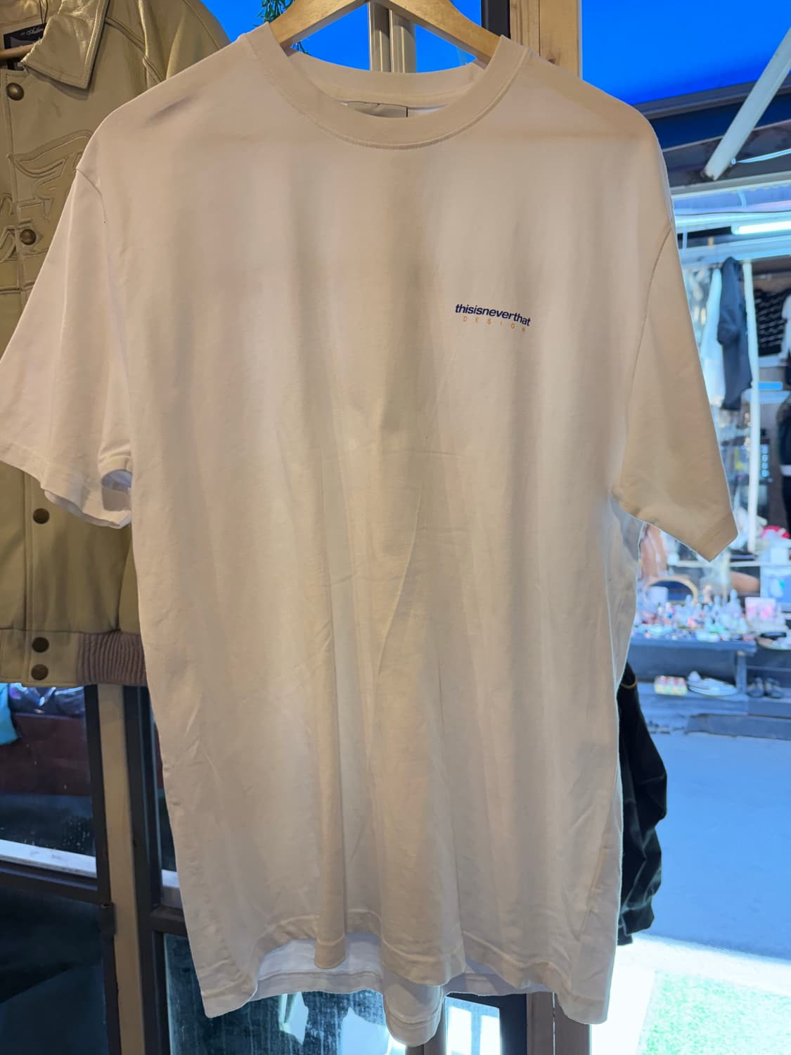 디스이즈네버댓 화이트 반팔티 상품이미지1