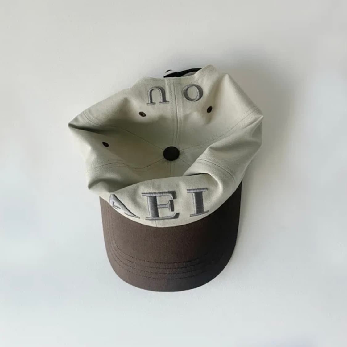 아에이오우 Aeiou Logo Lettering Cap 상품이미지3