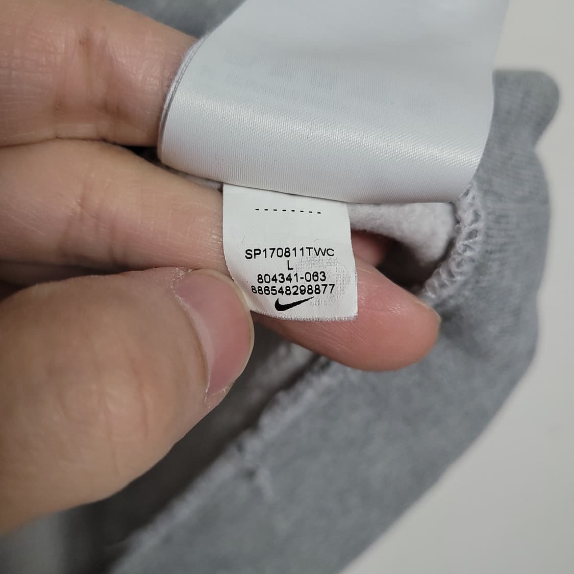 (L) NIKE 나이키 스우시 맨투맨 그레이 약기모 상품이미지4