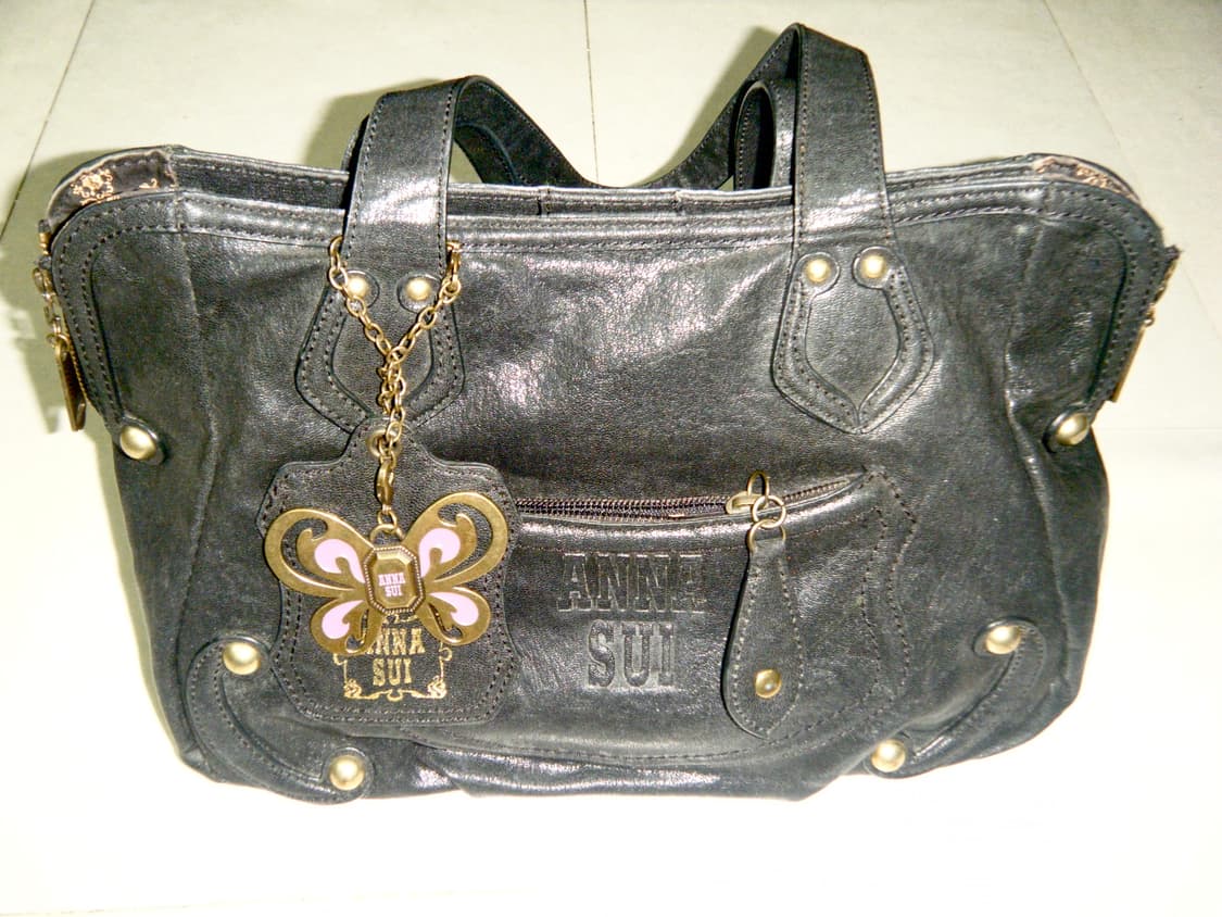 희귀) 안나수이 페어리 오리엔탈 나비 참 블랙 숄더백 상품이미지1