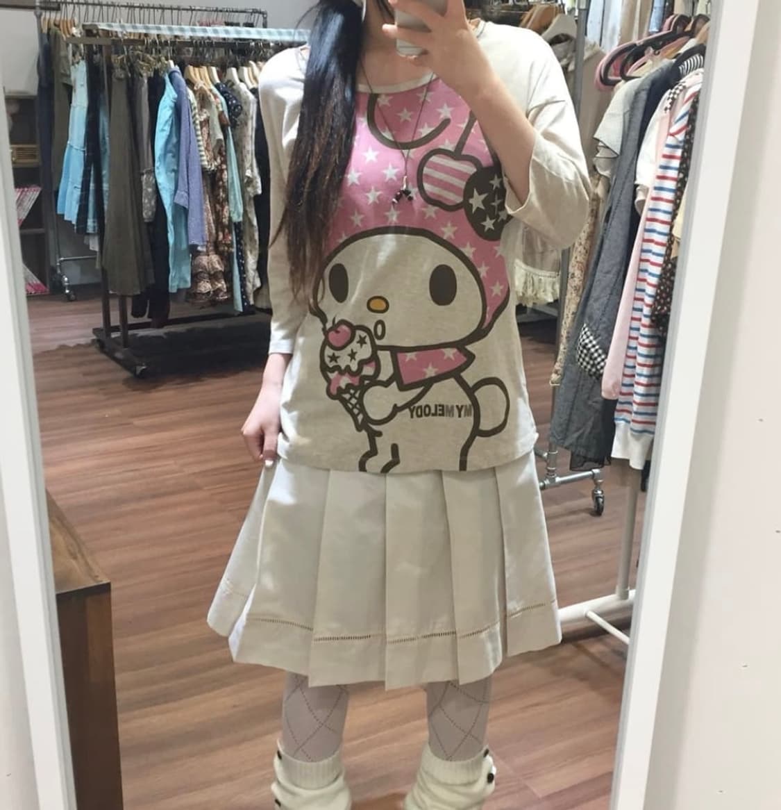 산리오 유니클로 마이멜로디 빈티지 티 상의 상품이미지2