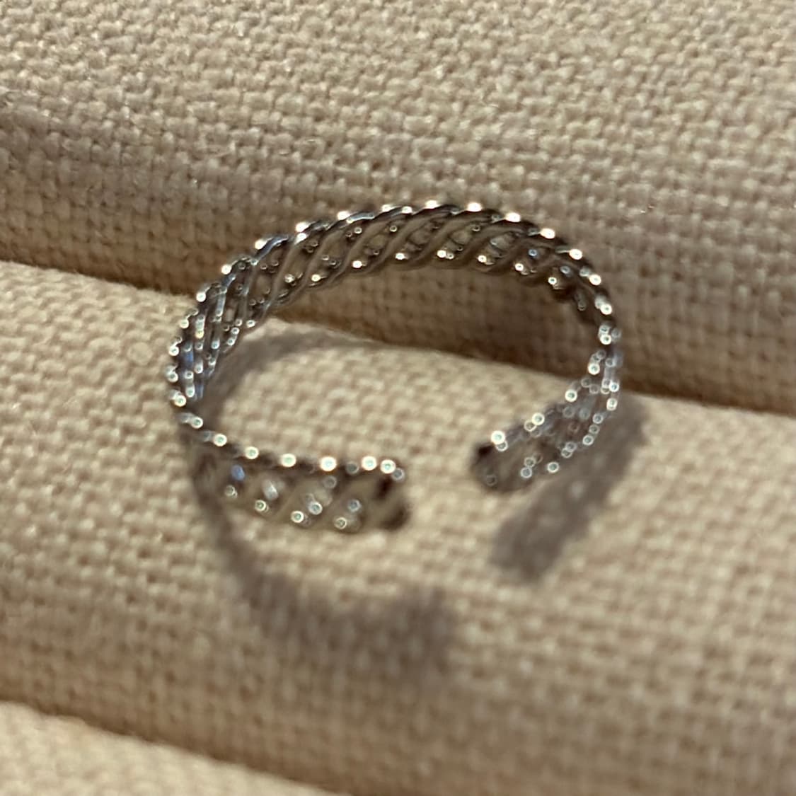 새상품 여성 신주 꽈베기 반지  상품이미지6