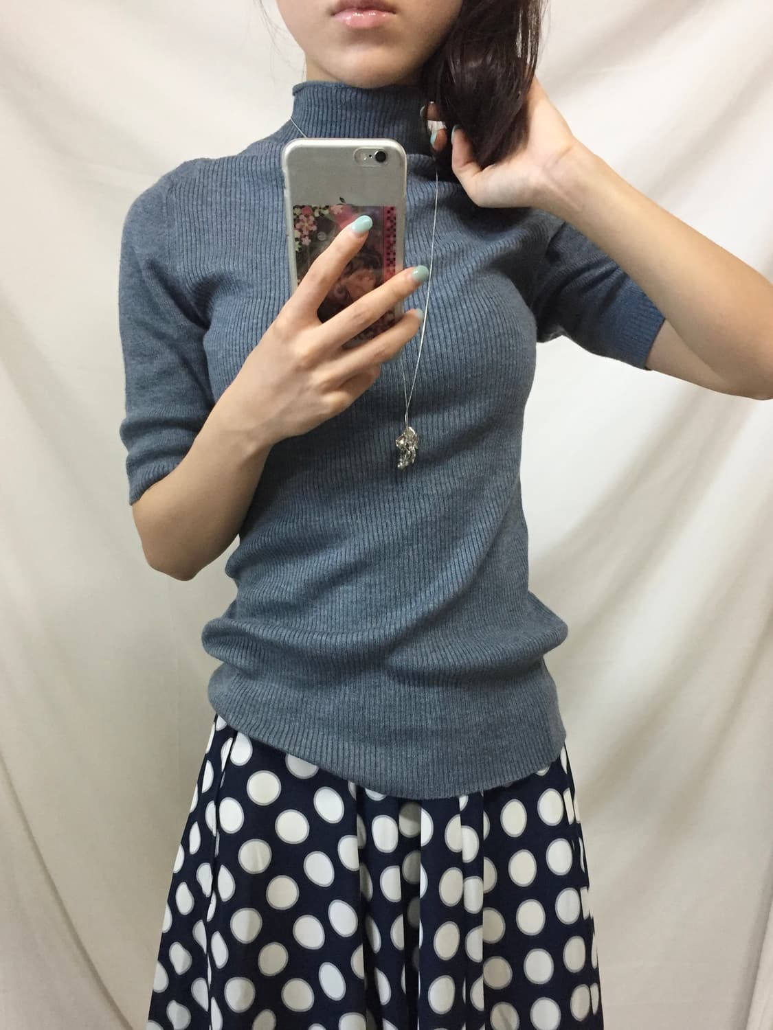 반폴라 니트 탑 상품이미지3