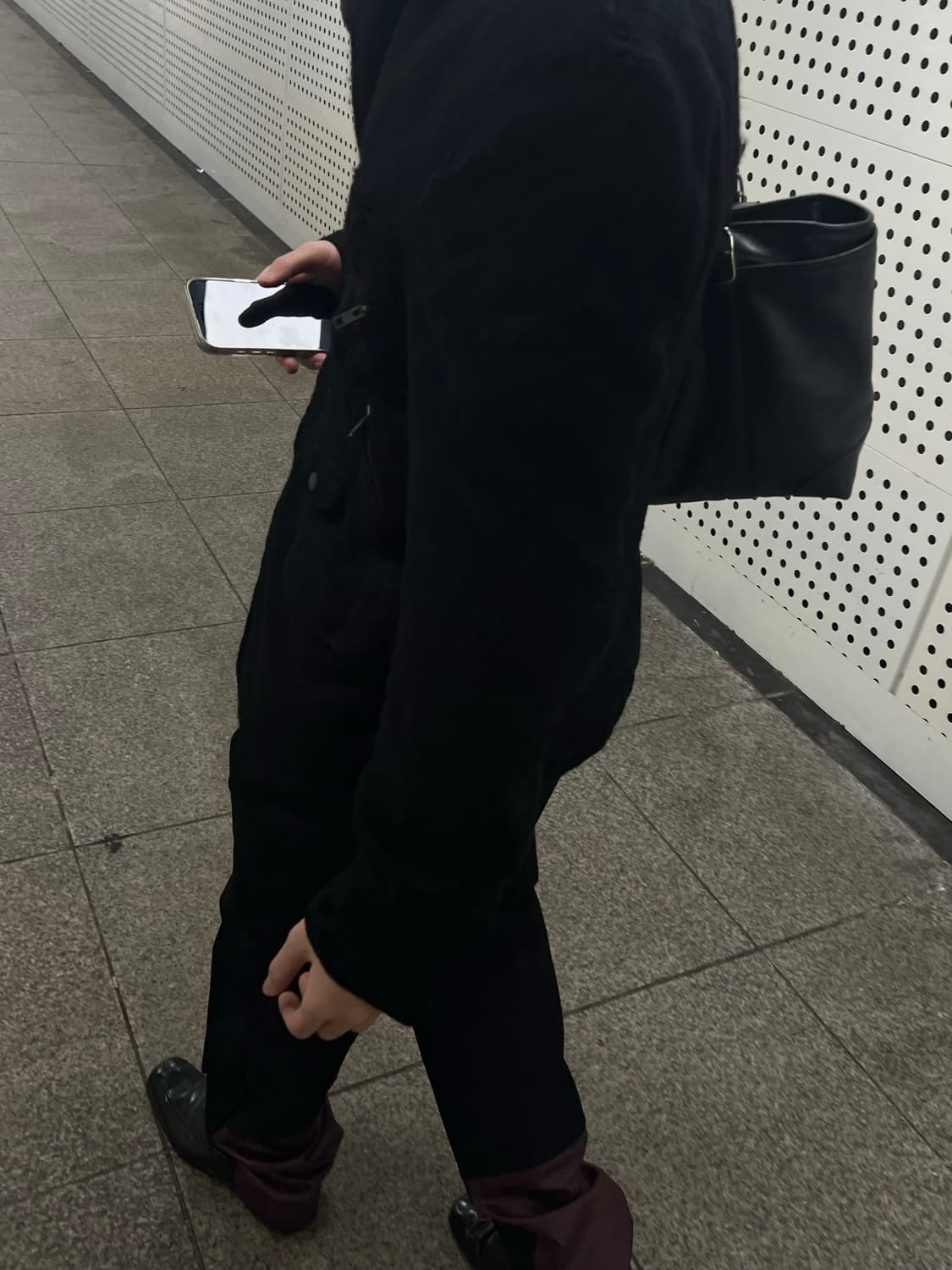 코치 레더 숄더백 상품이미지2