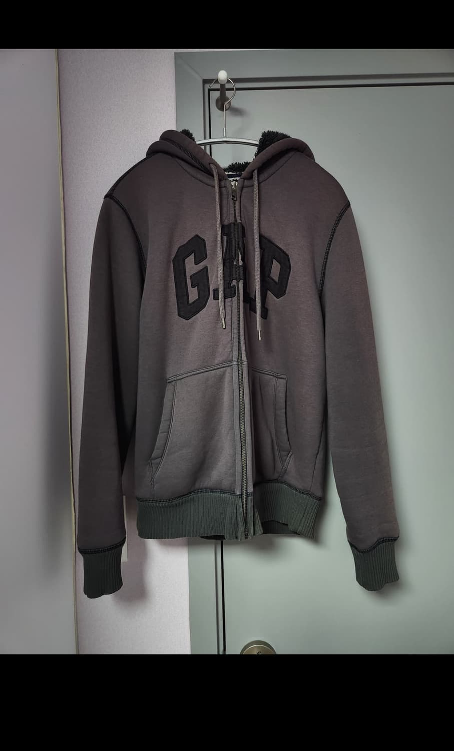 갭 털 후드집업 상품이미지1