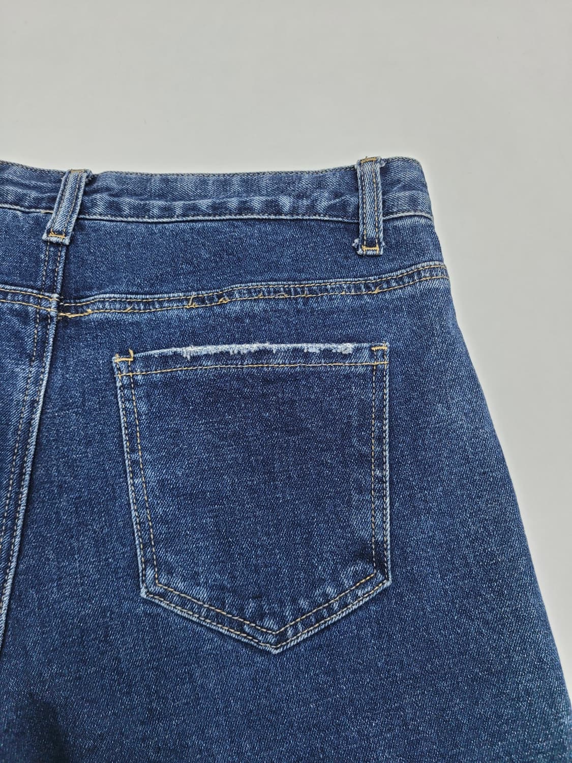 BENETTON 베네통 핀턱 배기 데님 청바지 / 여 67-94 
 상품이미지5