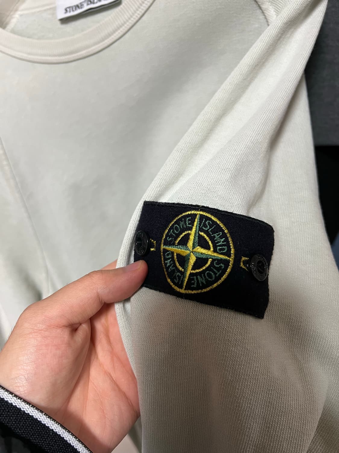 스톤아일랜드 맨투맨 상품이미지2