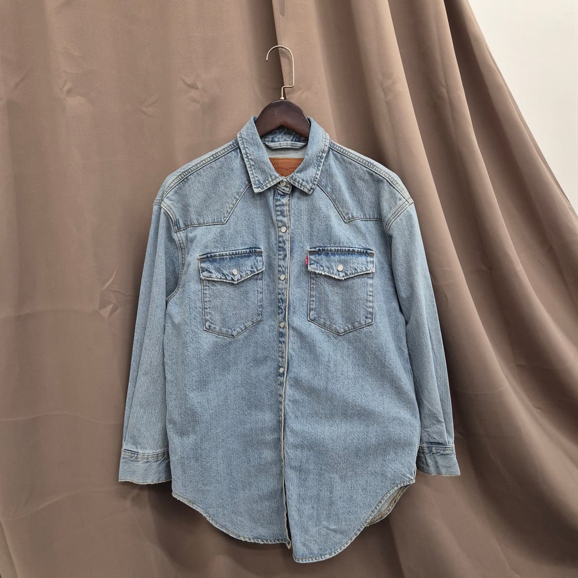 리바이스 프린트 데님 셔츠 상품이미지1