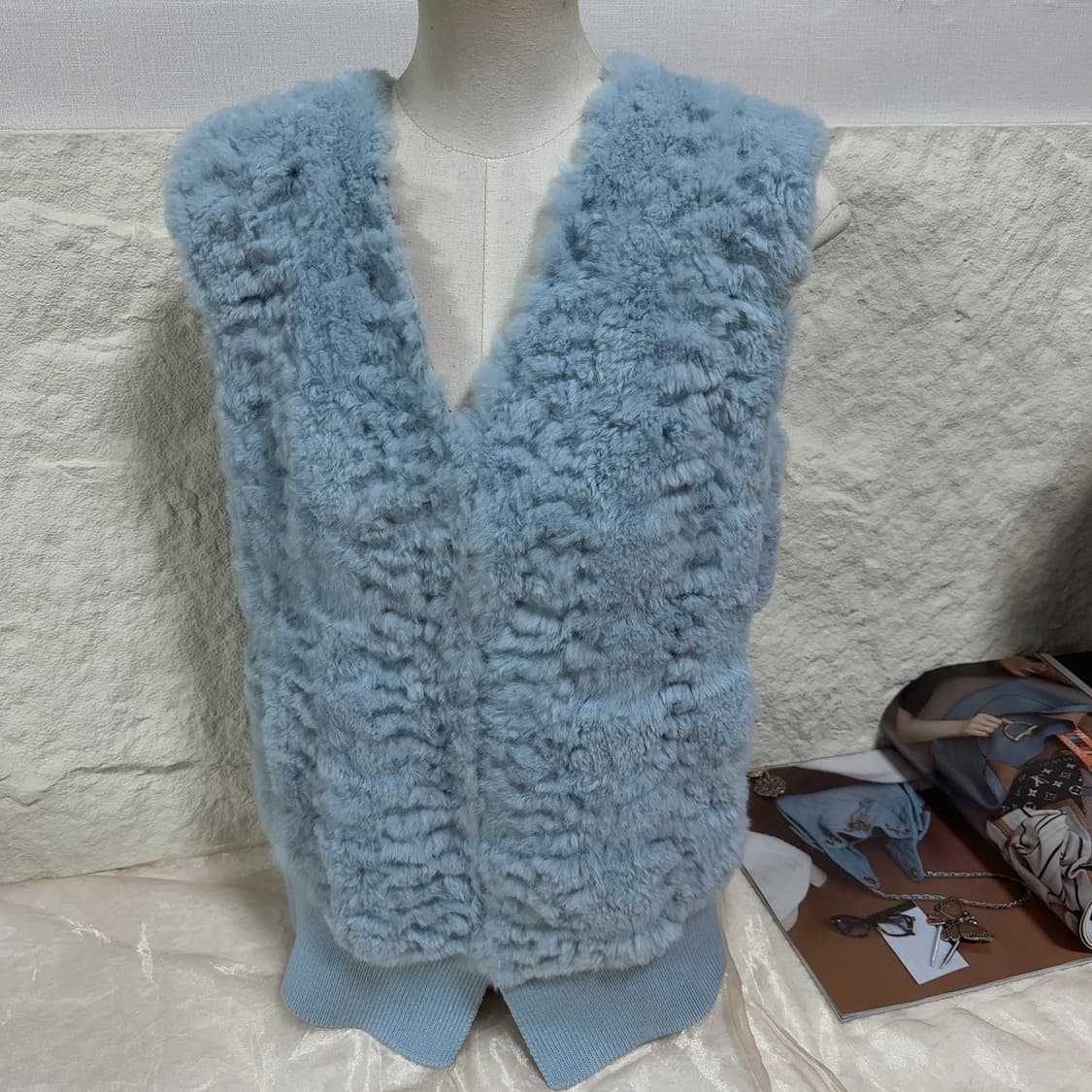 빈티지 하늘 블루 레빗 토끼털 니트 조끼베스트 상품이미지1