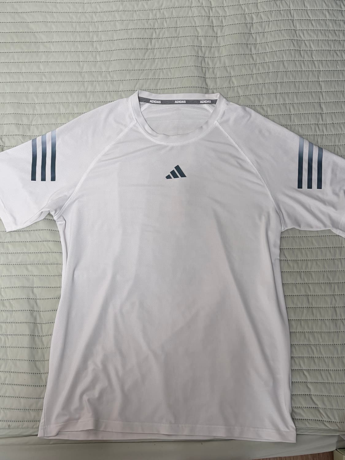 아디다스 흰색 3선 반팔 티셔츠 상품이미지1