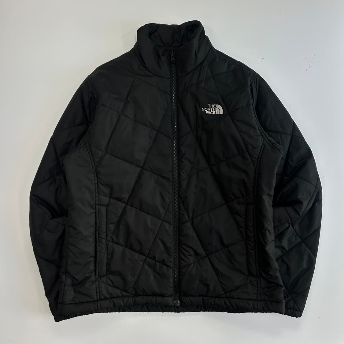 The north face 노스페이스 블랙 누빔 경량 패딩 상품이미지4