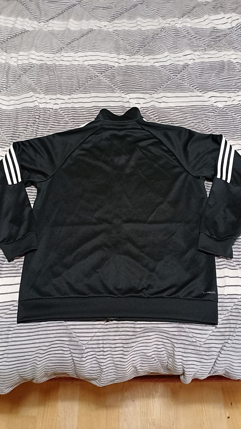 아디다스 저지 실측110 가슴60 기장74 상품이미지3