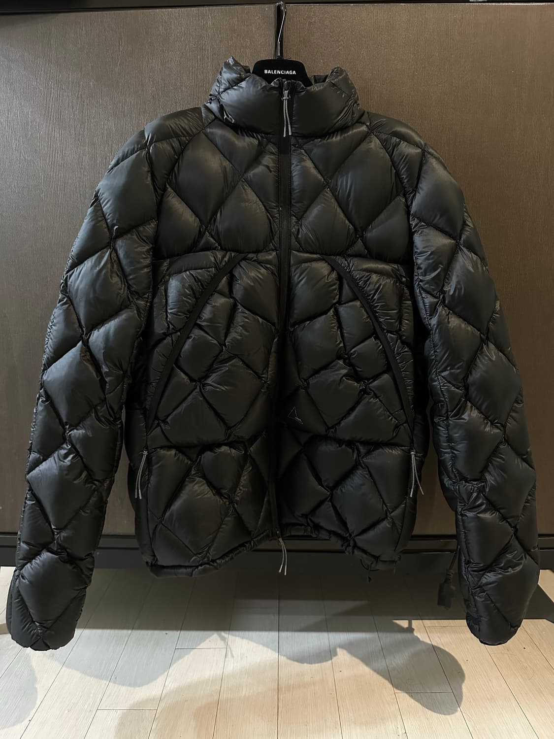 로아하이킹 패딩 블랙 상품이미지1