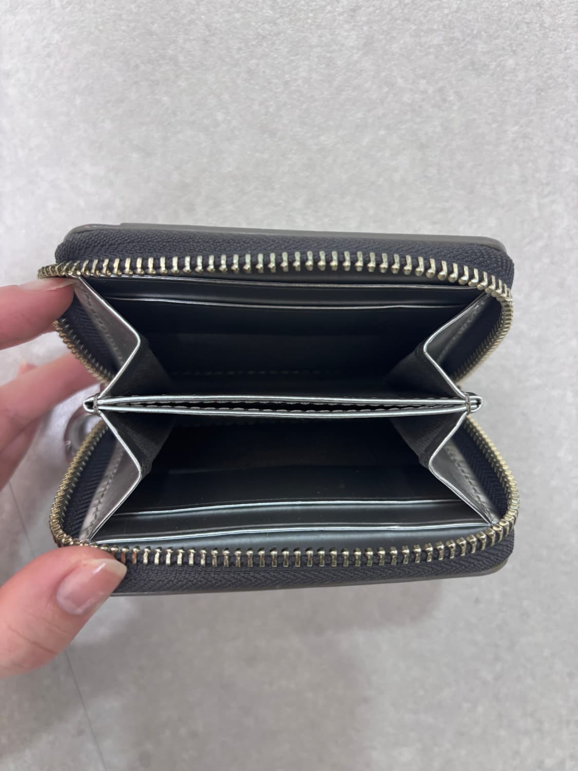 비비안웨스트우드 실버 반지갑 상품이미지3