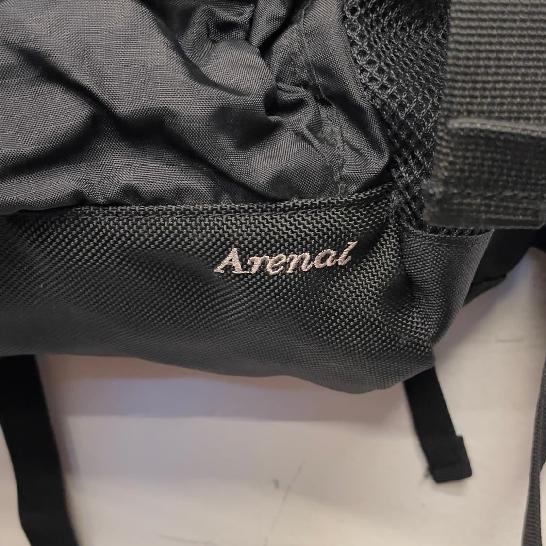 컬럼비아 Arenal 빈티지 블랙 백팩 상품이미지3