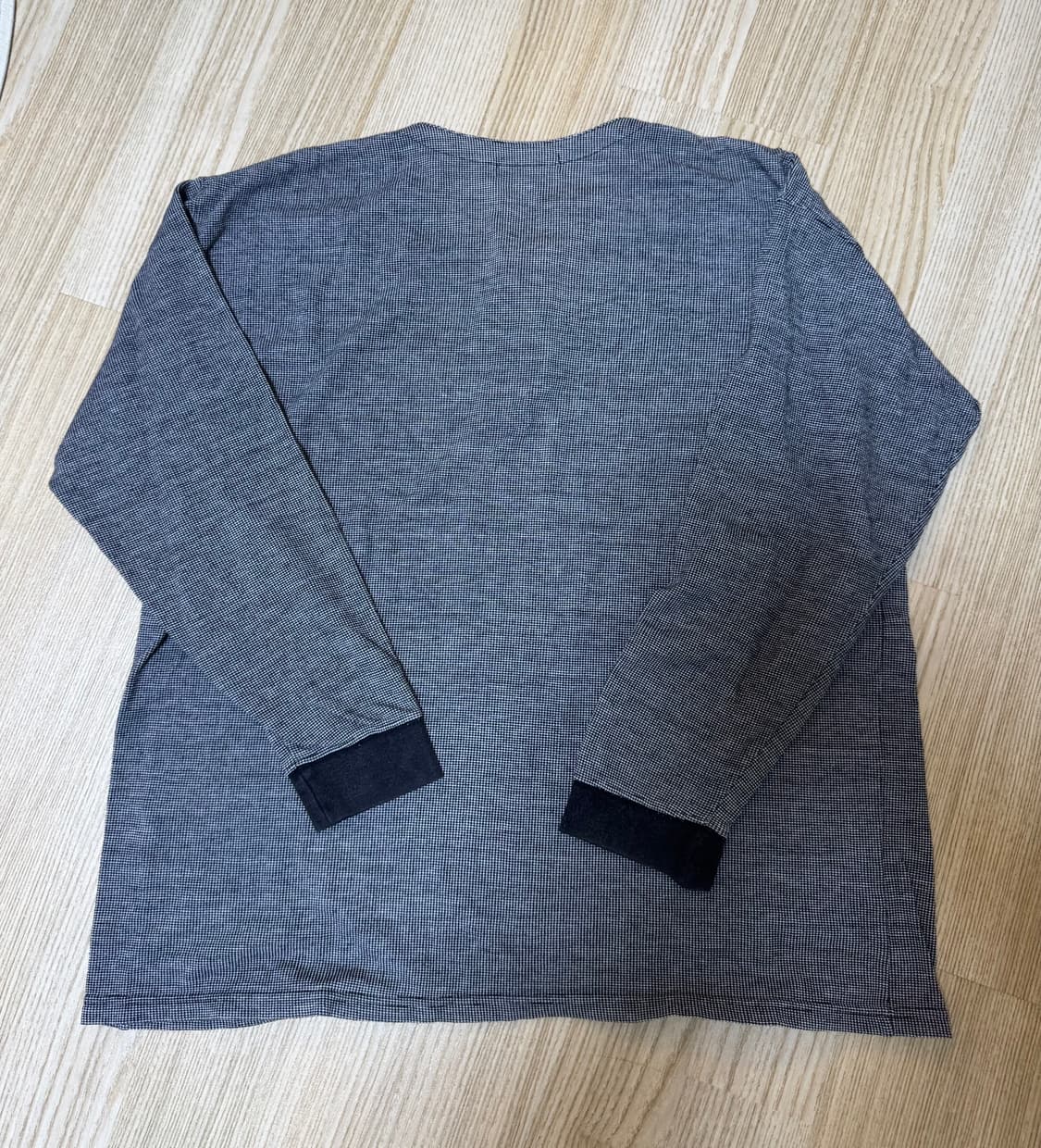 YSL 입생로랑 빈티지 버튼 긴팔티 상품이미지5