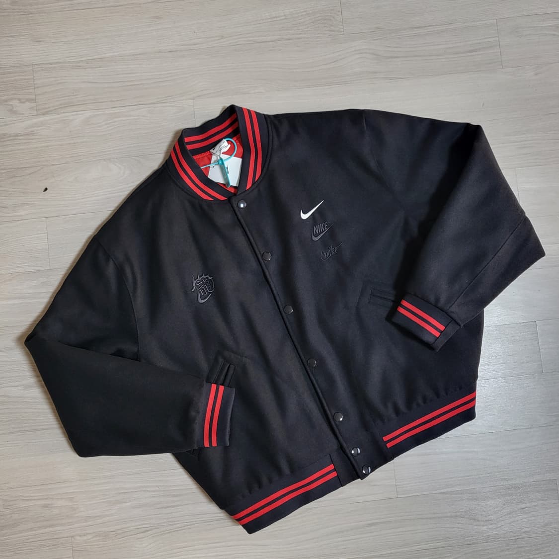 나이키 바시티 자켓 블랙 색상 3Xl 새상품 상품이미지2
