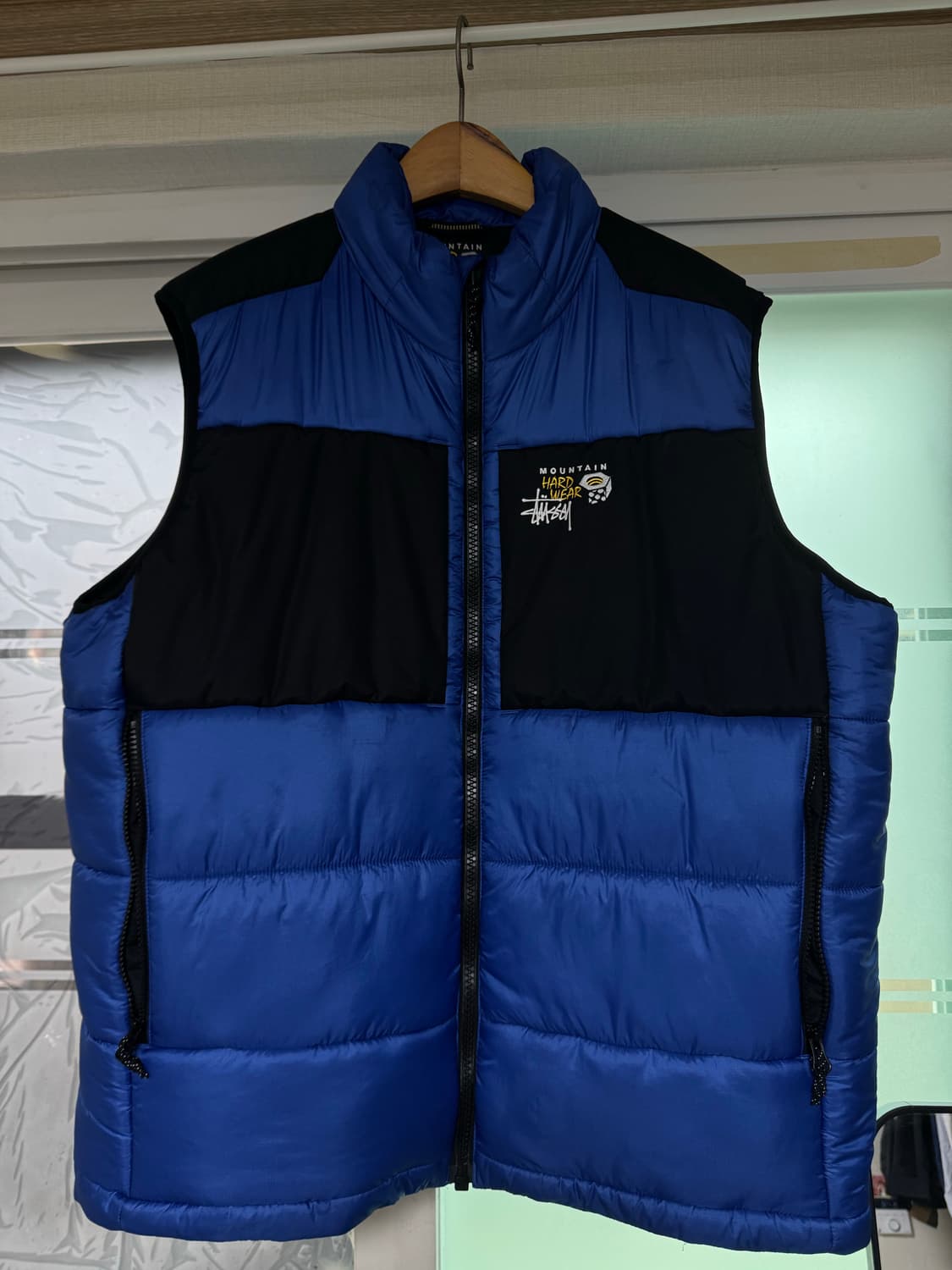 (XL) 스투시 마운틴하드웨어 베스트 패딩 조끼패딩 상품이미지1