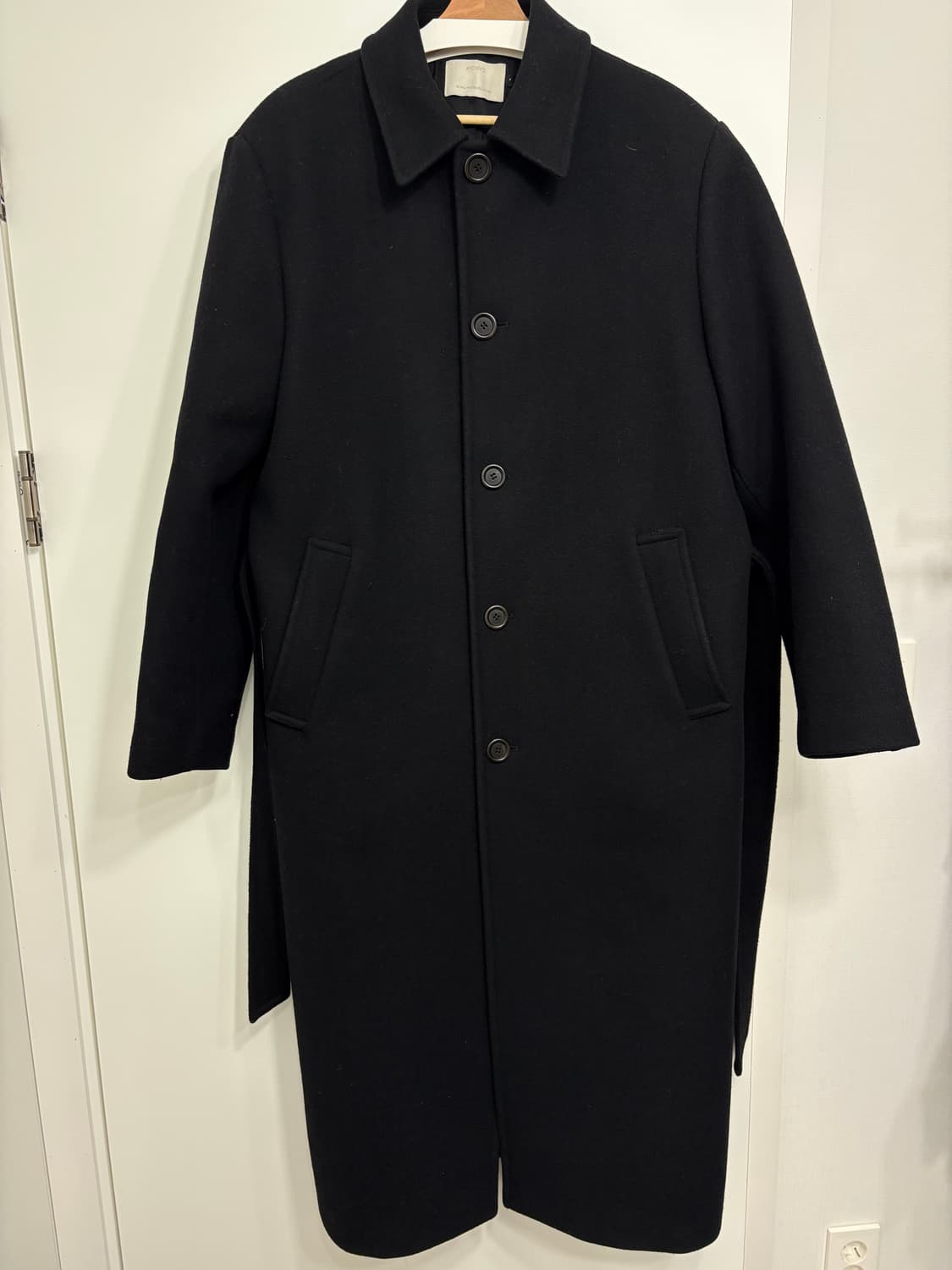 아모멘토 24fw 싱글 브레스티드 코트 블랙 상품이미지1