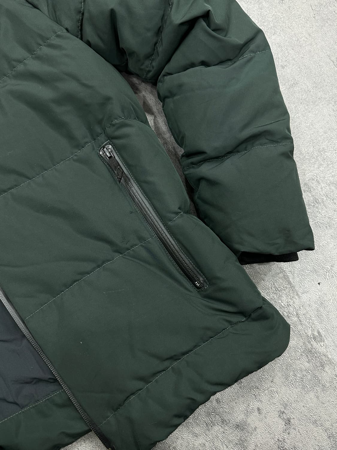 띠어리 다운 패딩 상품이미지5