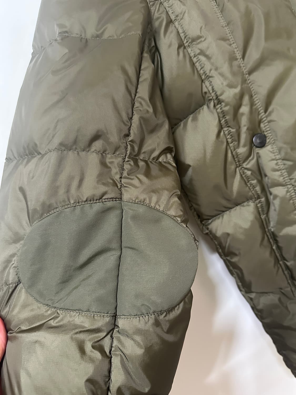 뉴발란스 EASTLOGUE 패딩 점퍼 카키 상품이미지3